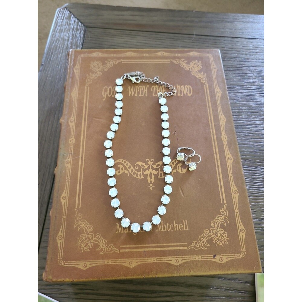 White Iridescent Crystal Rhinestone Choker Necklace & Earring Set Sabika-esque - Picture 2 of 4